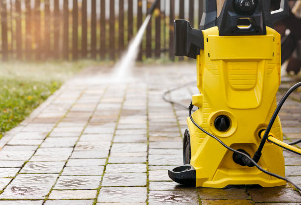 Best Pool Deck Cleaning  in Slaton, TX